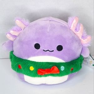 🎄 SVENJA 🦎 Purple Axolotl wWreath Christmas 2023 Original Squishmallow ☆》NWT《☆